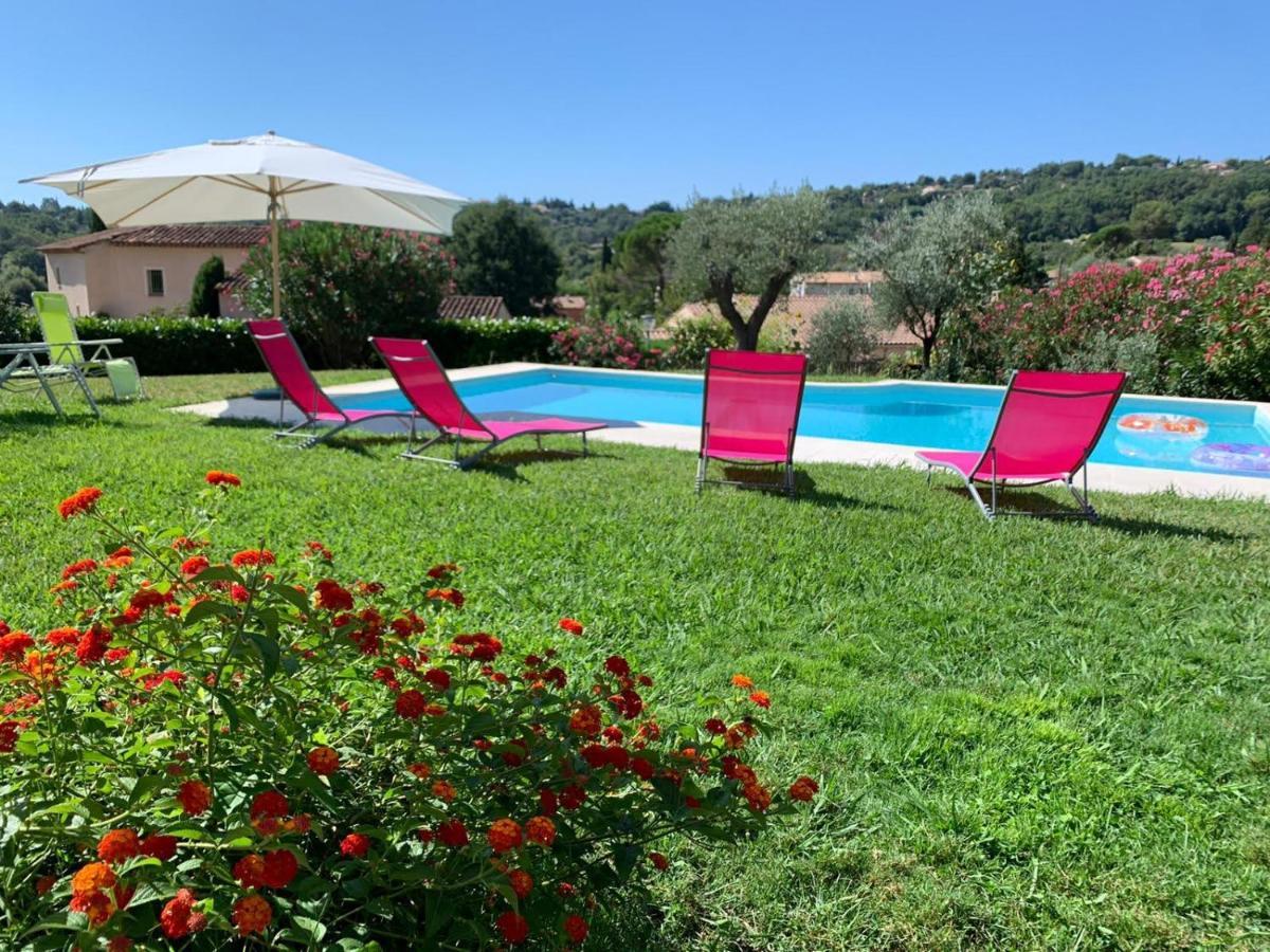 Bed & Breakfast Les Lillas Saint-Jeannet  Eksteriør bilde