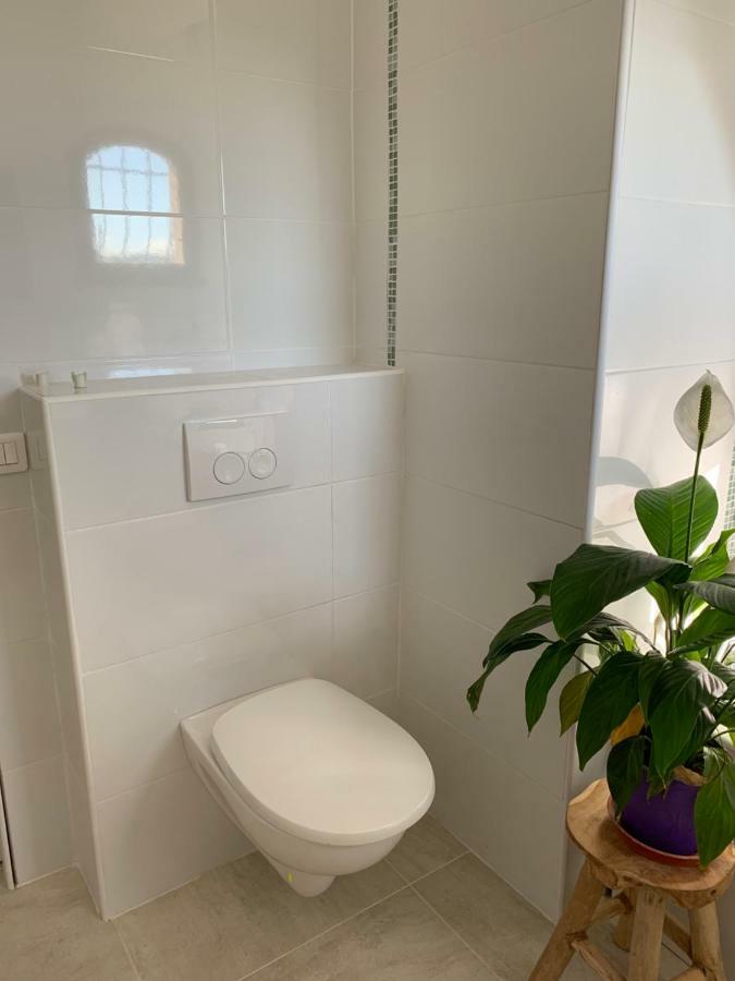 Bed & Breakfast Les Lillas Saint-Jeannet  Eksteriør bilde